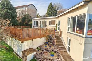 Photo 30- click for photo gallery